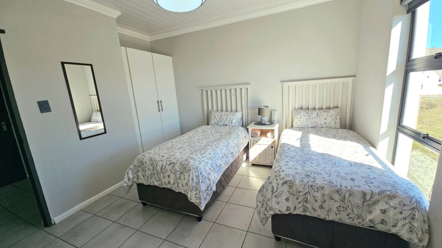 5 Bedroom Property for Sale in Sandy Point Beach Estate Western Cape